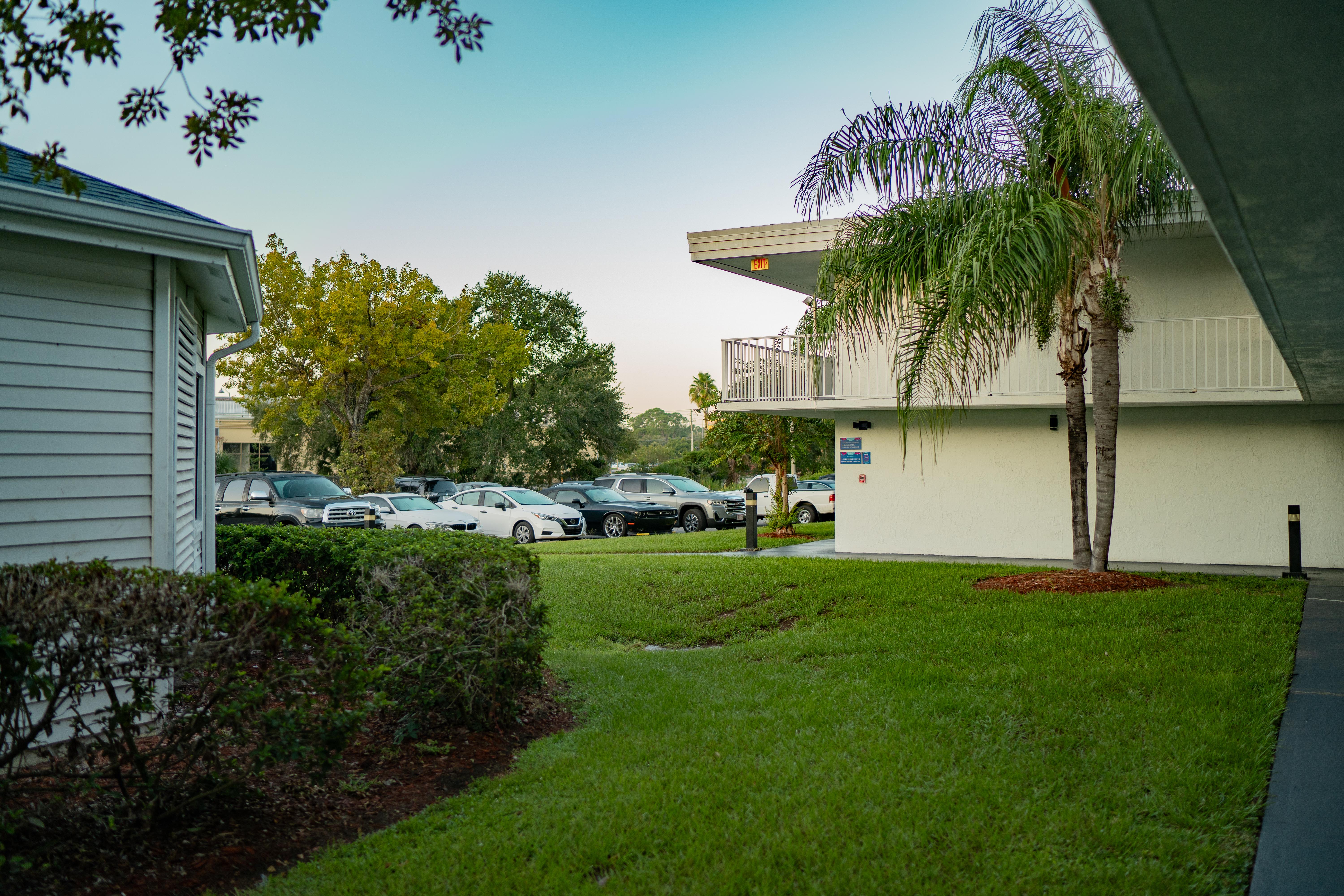 Developer Inn Maingate, A Baymont By Wyndham Kissimmee Exterior photo